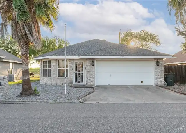 Property at 2213 Lake View Dr, Mission, TX, 78572, 2 beds, 2 baths, [object Object]