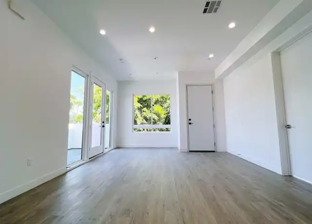 Property at 95 Harkness Ave Unit 301, Pasadena, CA, 91106, 3 beds, 2 baths, [object Object]