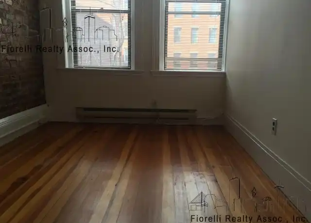Property at 22 Henchman St Unit 3R, Boston, MA, 02113, 1 bed, 1 bath, [object Object]