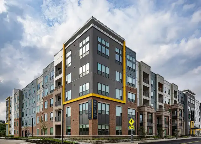 Property at Edge 1909 - 1909 Waterfront Pl, Pittsburgh, PA, 15222, 1 bed, 1 bath, [object Object]