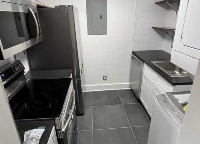 Property at 500 Parkway Dr NE Unit 07, Atlanta, GA, 30308, 2 beds, 2 baths, [object Object]