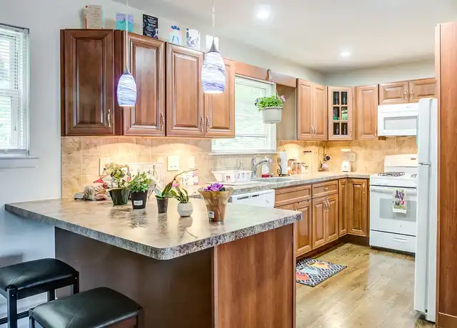 Property at Washington Heights, LLC - 13 Nunn Ave, Washington, NJ, 07882, 1 bed, 1 bath, [object Object]