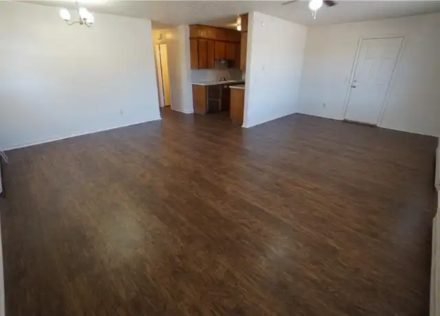 Property at 605 Jefferson St Unit 7, Van Buren, AR, 72956, 1 bed, 1 bath, [object Object]