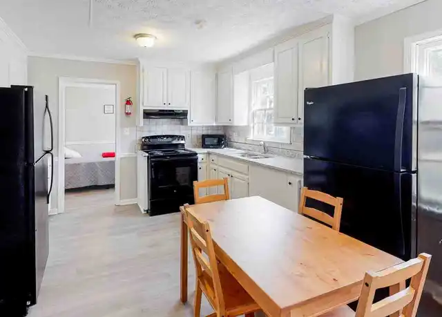 Property at 994 S Deshon Rd, Lithonia, GA, 30058, 1 bed, 1 bath, [object Object]