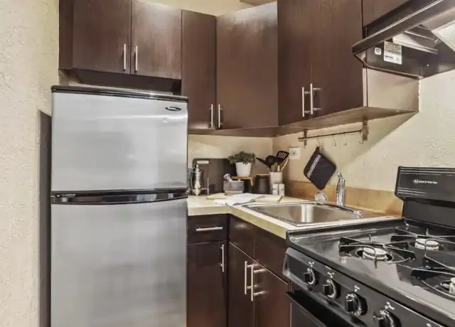 Property at 710 Peachtree St NE Unit 1515, Atlanta, GA, 30308, 1 bed, 1 bath, [object Object]