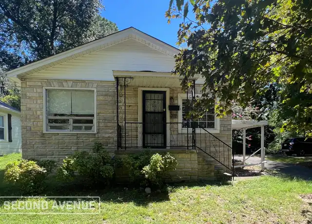 Property at 212 E Lelia St, Florence, AL, 35630, 3 beds, 2 baths, [object Object]