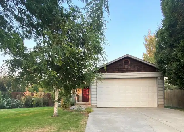 Property at 201 W Mount Hood Ct, Ellensburg, WA, 98926, 3 beds, 2 baths, [object Object]