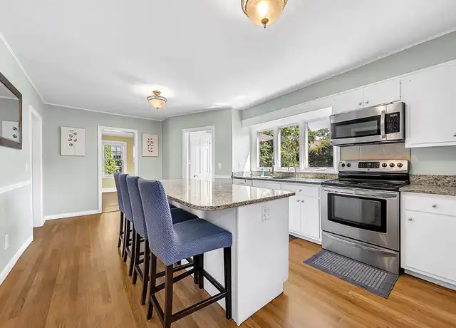 Property at 407 Weston Rd Unit 1, Wellesley, MA, 02482, 3 beds, 1.5 baths, [object Object]