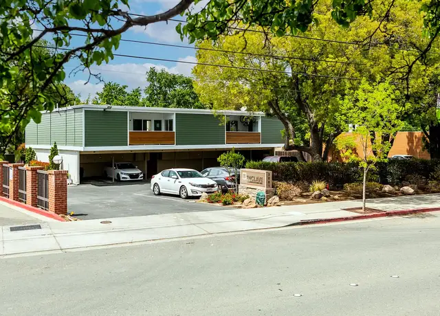 Photo of 3081 N Main St, Walnut Creek, CA 94597