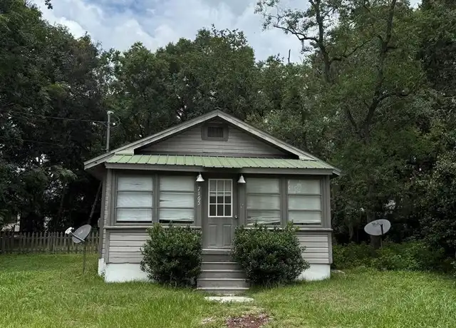 Property at 7165 SE 123rd Pl, Belleview, FL, 34420, 1 bed, 1 bath, [object Object]