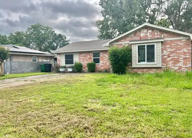Property at 12911 Southbridge Rd, Houston, TX, 77047, 3 beds, 1.5 baths, [object Object]