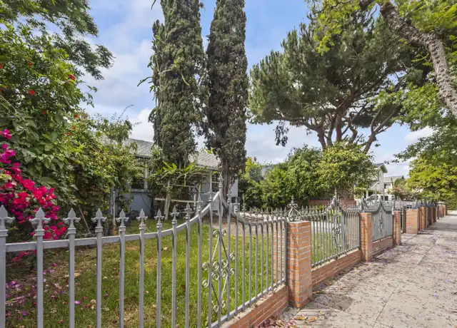 Property at 3005 S Rimpau Blvd, Los Angeles, CA, 90016, 2 beds, 1 bath, [object Object]