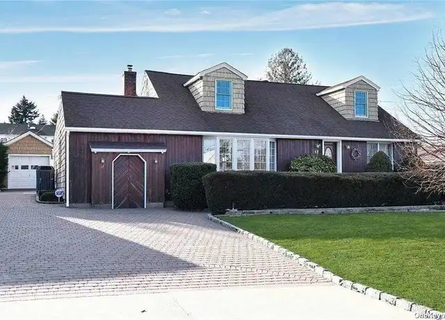 Property at 17 Florence Ave, Syosset, NY, 11791, 2 beds, 1 bath, [object Object]
