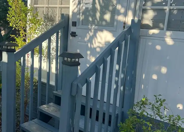 Property at 15 SE 15th St Unit B, Dania Beach, FL, 33004, 1 bed, 1 bath, [object Object]