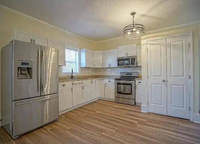Property at 152 Academy Ave NW, Concord, NC, 28025, 3 beds, 1 bath, [object Object]
