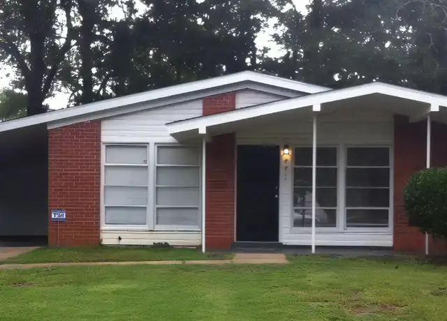 Property at 721 Deauville Dr, Mobile, AL, 36609, 3 beds, 1 bath, [object Object]