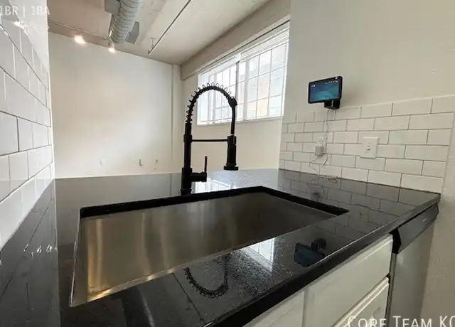 Property at 320 W 7th St Unit 509, Kansas City, MO, 64105, 1 bed, 1 bath, [object Object]