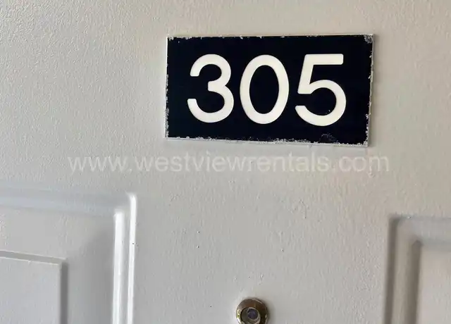 Property at 524 32nd St Unit 305, Bellingham, WA, 98225, 3 beds, 2 baths, [object Object]