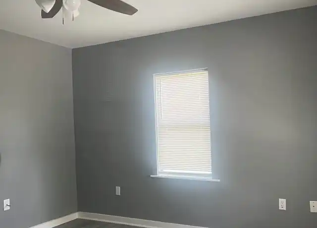 Property at 406 Mc Swain St, Hattiesburg, MS, 39401, 1 bed, 1 bath, [object Object]