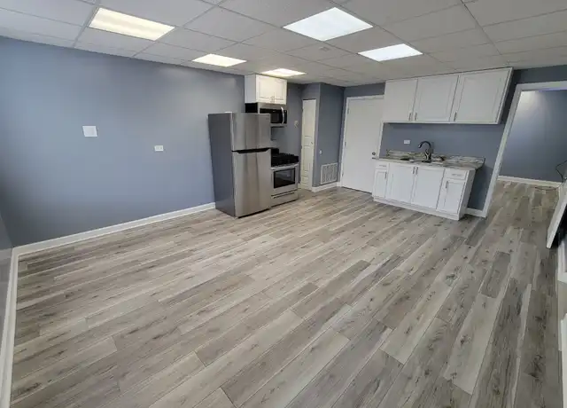 Property at 6222 W Addison St Unit FRONT, Chicago, IL, 60634, 1 bed, 1 bath, [object Object]