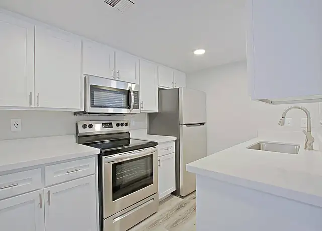 Photo of 130 N 56th St, Mesa, AZ 85205