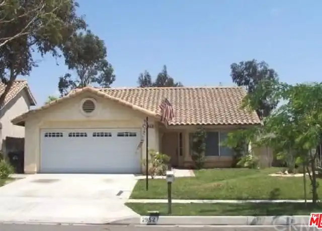 Property at 2952 La Vista Ave, Corona, CA, 92879, 3 beds, 2 baths, [object Object]