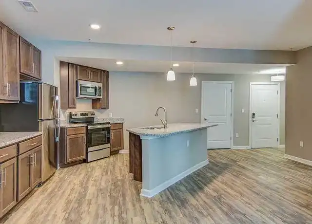 Property at Crawford House - 430 Crawford St, Portsmouth, VA, 23704, 1 bed, 1 bath, [object Object]