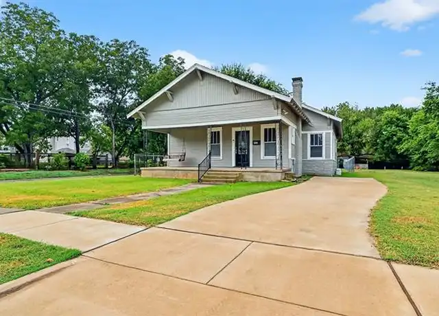 Property at 300 W Moore St, Sherman, TX, 75090, 2 beds, 2 baths, [object Object]