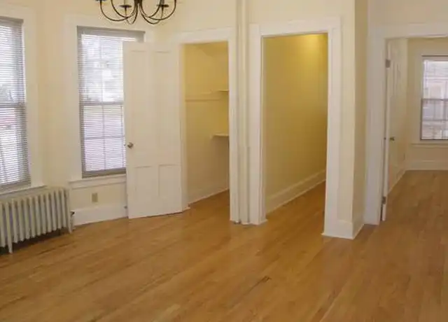 Property at 174 Mansfield St Unit 1, New Haven, CT, 06511, 3 beds, 1 bath, [object Object]