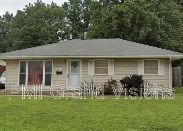 Property at 2848 E Cardinal Dr, Decatur, IL, 62526, 3 beds, 1 bath, [object Object]