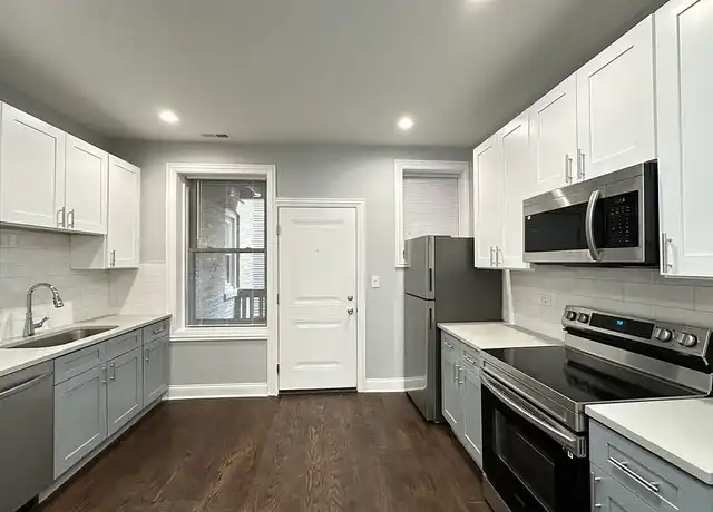 Property at 1224 W Rosemont Ave Unit 2, Chicago, IL, 60660, 3 beds, 1 bath, [object Object]