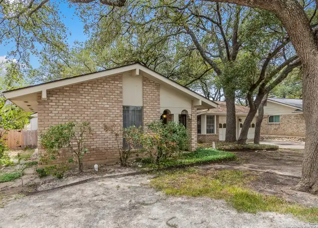 Property at 3622 Pinebluff Dr, San Antonio, TX, 78230, 3 beds, 2 baths, [object Object]