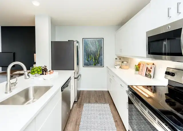 Property at The Douglas - 1811 S River Dr, Portland, OR, 97201, 0-3 beds, 1-2.5 bath, [object Object]