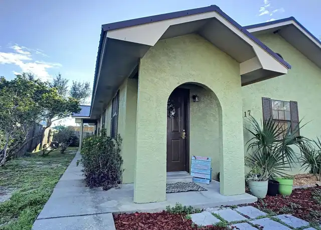Property at 6217 Pinetree Ave Unit B, Panama City, FL, 32408, 3 beds, 2 baths, [object Object]