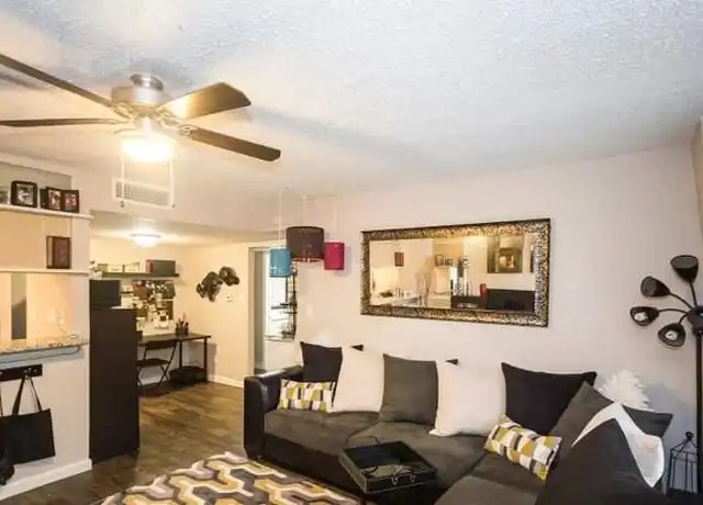 Property at 915 Silber Rd Unit 1150, Houston, TX, 77024, 1 bed, 1 bath, [object Object]