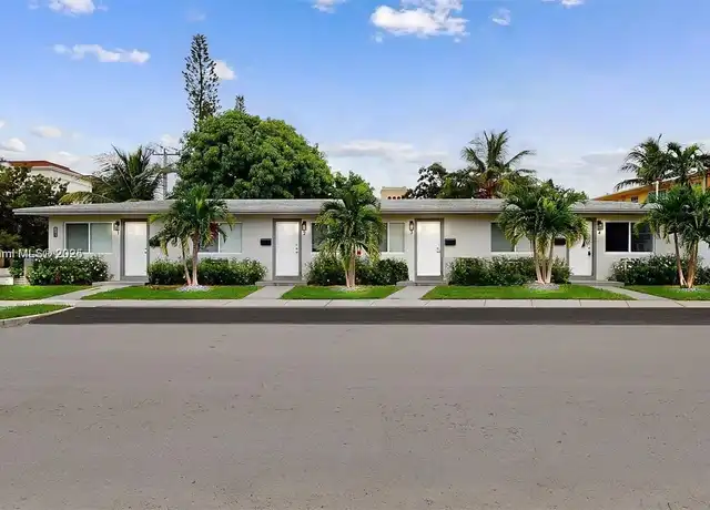 Property at 891 SW 5th St Unit 3, Miami, FL, 33130, 1 bed, 1 bath, [object Object]