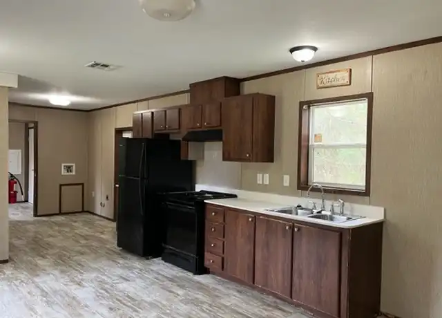 Property at 7 Duncan Ln, Petal, MS, 39465, 3 beds, 2 baths, [object Object]