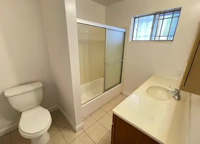 Property at 1425 Lakeside Dr #105, Oakland, CA, 94612, 1 bed, 1 bath, [object Object]