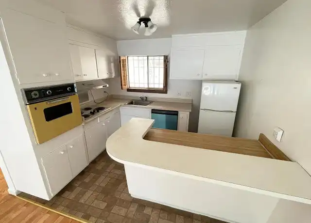Property at 1425 Lakeside Dr #105, Oakland, CA, 94612, 1 bed, 1 bath, [object Object]