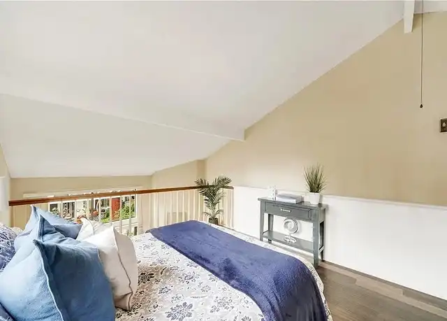 Property at 700 E Lake Dr #61, Orange, CA, 92866, 1 bed, 1 bath, [object Object]