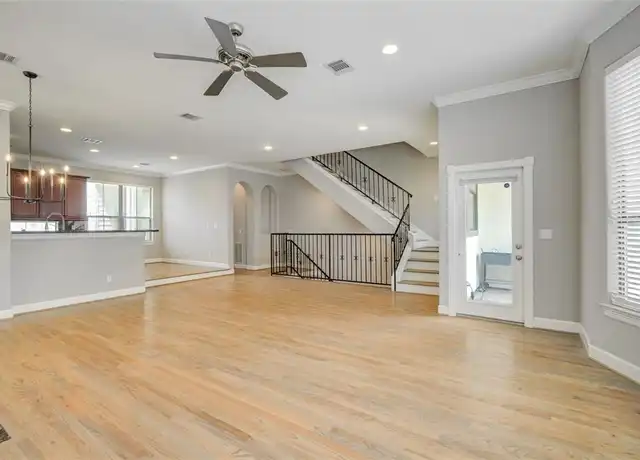 Property at 5510 Blossom St, Houston, TX, 77007, 3 beds, 3.5 baths, [object Object]