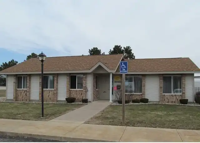 Property at Quail Run - 1212 Cato Ln, Sturgis, MI, 49091, 2 beds, 1 bath, [object Object]