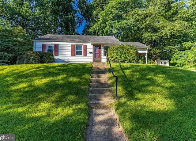 Property at 7713 Lunceford Ln, Falls Church, VA, 22043, 3 beds, 1 bath, [object Object]