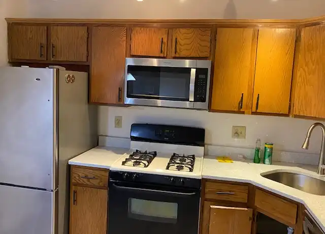 Property at 22 Howard Ct, Newark, NJ, 07103, 1 bed, 1 bath, [object Object]