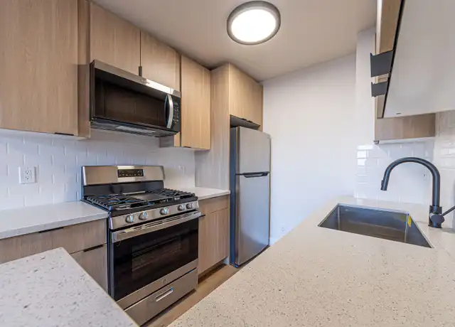 Property at 3401 Ocean Park Blvd Unit 211A, Santa Monica, CA, 90405, 1 bed, 1 bath, [object Object]