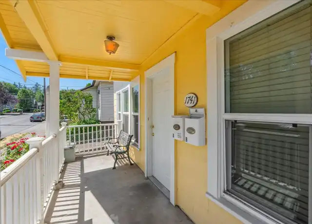 Property at 1741 SE Linn St Unit A, Portland, OR, 97202, 4 beds, 2.5 baths, [object Object]