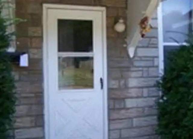 Property at 791 Walnut St, Nelsonville, OH, 45764, 2 beds, 1 bath, [object Object]