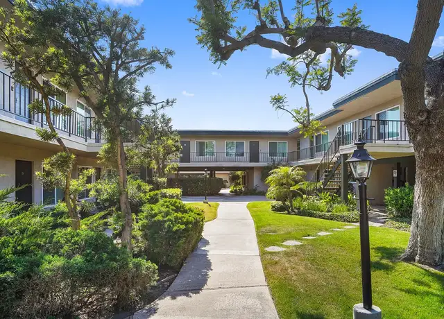 Photo of 16102 Springdale St, Huntington Beach, CA 92649