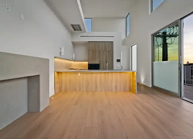 Property at 755 N Alfred St, Los Angeles, CA, 90069, 3 beds, 3.5 baths, [object Object]
