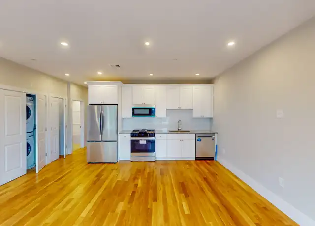 Property at 509 E 5th St Unit 4, South Boston, MA, 02127, 2 beds, 2 baths, [object Object]